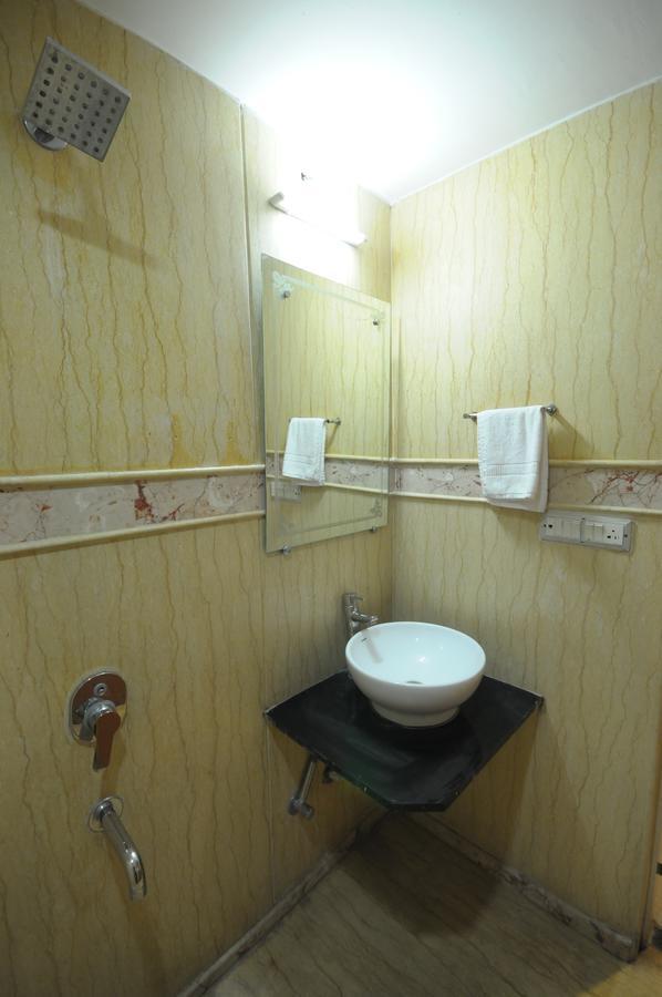 נאסיק Hotel Grape City מראה חיצוני תמונה